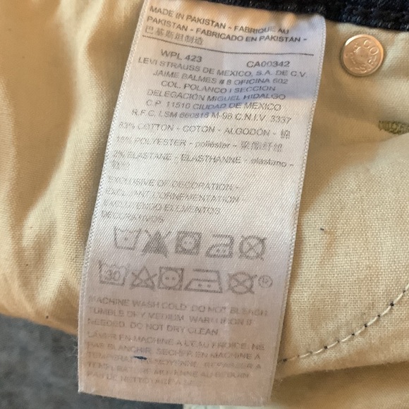 NWT LEVI’S SIGNATURE Denim Jean Capri Size 28 - Picture 8 of 16